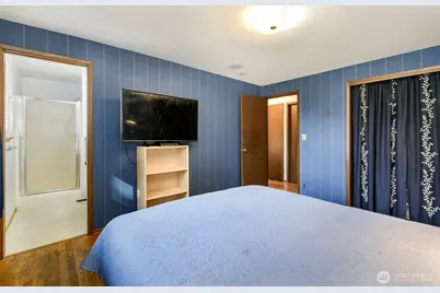 24007 44th Avenue W, Mountlake Terrace, WA 98043 - Photo 20