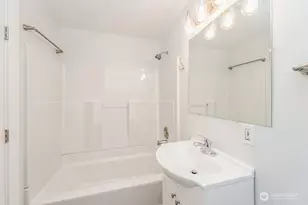 255 SW 154th St, Burien, WA 98166 - Photo 8