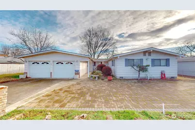 822 SE 12th Street, College Place, WA 99324 - Photo 1