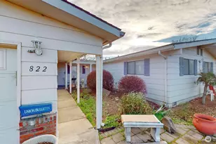 822 SE 12th St, College Place, WA 99324 - Photo 2