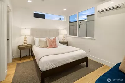 3616 Francis Avenue N, Seattle, WA 98103 - Photo 10