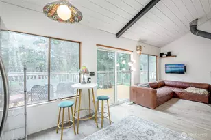 406 E Madrona Dr, Herron Island, WA 98349 - Photo 6