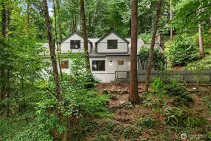 22651 SE 56th St, Issaquah, WA 98029 - Photo 2