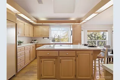 9020 Valley Green Drive SE, Olympia, WA 98513 - Photo 6