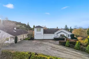 9020 Valley Green Dr SE, Olympia, WA 98513 - Photo 2