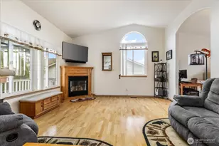 727 SW Ottercrest St, Oak Harbor, WA 98277 - Photo 6