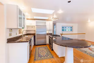 100 N B St, Roslyn, WA 98941 - Photo 14