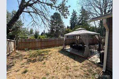 12119 SE 319th Place, Auburn, WA 98092 - Photo 18