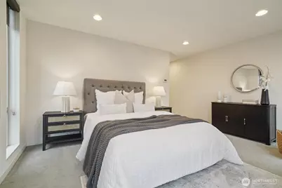 3817 B California Avenue SW, Seattle, WA 98116 - Photo 16