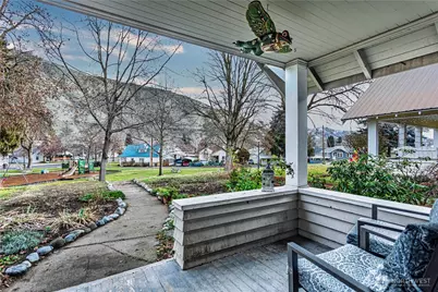 422 Cottage Avenue, Cashmere, WA 98815 - Photo 4