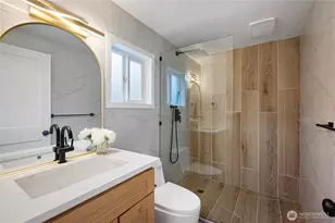 1406 Shattuck Ave S, Renton, WA 98055 - Photo 18