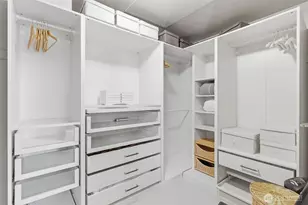 400 Winslow Way E, Bainbridge Island, WA 98110 - Photo 16