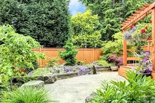 12867 NE 197th Pl, Woodinville, WA 98072 - Photo 2