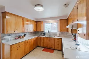 1523 S 15th St, Mount Vernon, WA 98274 - Photo 10