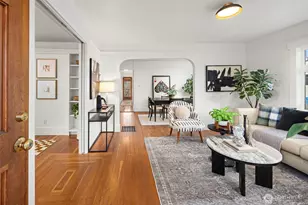 7813 46th Ave S, Seattle, WA 98118 - Photo 2