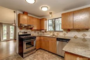 3223 S 372nd St, Auburn, WA 98001 - Photo 16