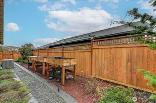 17909 145th St E, Bonney Lake, WA 98391 - Photo 24