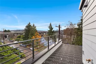 724 N 36th St, Seattle, WA 98103 - Photo 24