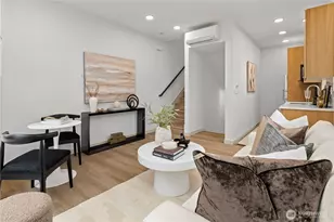 724 N 36th St, Seattle, WA 98103 - Photo 12