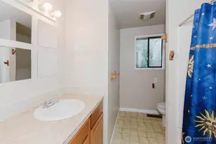 1540 Puget Dr E, Port Orchard, WA 98366 - Photo 18