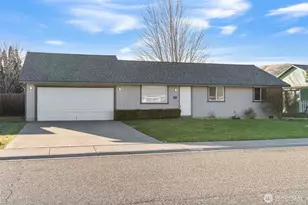 4721 Forsythia St, West Richland, WA 99353 - Photo 2