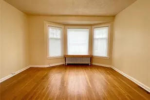 317 17th Ave E, Seattle, WA 98112 - Photo 2