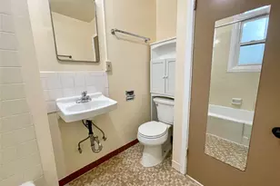 317 17th Ave E, Seattle, WA 98112 - Photo 16