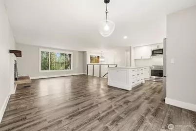 1307 251st Avenue SE, Sammamish, WA 98075 - Photo 6