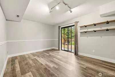 1307 251st Avenue SE, Sammamish, WA 98075 - Photo 22