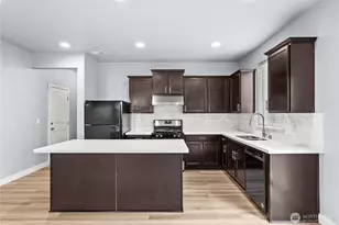 19011 112th Ave Ct E, Puyallup, WA 98374 - Photo 8