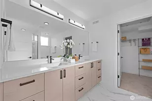 1704 B N 47th St, Seattle, WA 98103 - Photo 18