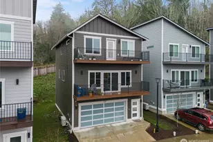 138 Blackfish Ct, Bremerton, WA 98310 - Photo 1