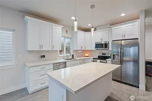 138 Blackfish Ct, Bremerton, WA 98310 - Photo 12