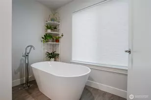 138 Blackfish Ct, Bremerton, WA 98310 - Photo 26