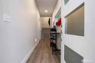 138 Blackfish Ct, Bremerton, WA 98310 - Photo 4