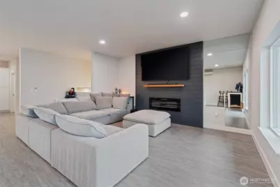 138 Blackfish Court, Bremerton, WA 98310 - Photo 8