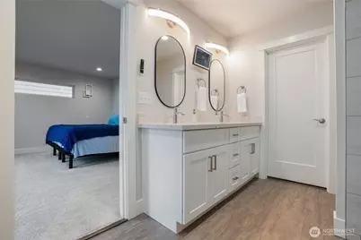 138 Blackfish Court, Bremerton, WA 98310 - Photo 24