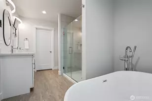 138 Blackfish Ct, Bremerton, WA 98310 - Photo 28