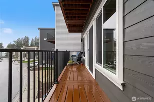 138 Blackfish Ct, Bremerton, WA 98310 - Photo 10