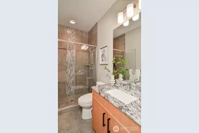 10202 44th Avenue SW, Seattle, WA 98146 - Photo 14