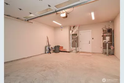 10202 44th Avenue SW, Seattle, WA 98146 - Photo 32