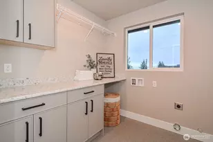 10202 44th Ave SW, Seattle, WA 98146 - Photo 34