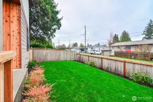 10202 44th Ave SW, Seattle, WA 98146 - Photo 36