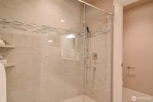 10202 44th Ave SW, Seattle, WA 98146 - Photo 26