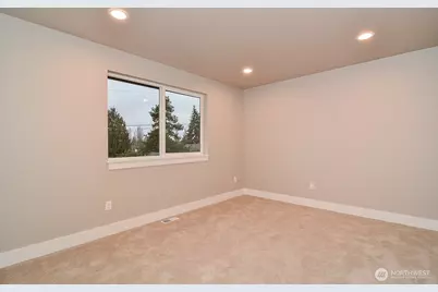 10202 44th Avenue SW, Seattle, WA 98146 - Photo 28