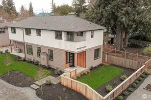10202 44th Ave SW, Seattle, WA 98146 - Photo 2