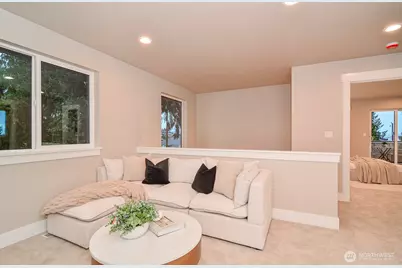 10202 44th Avenue SW, Seattle, WA 98146 - Photo 16