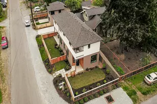 10202 44th Ave SW, Seattle, WA 98146 - Photo 4