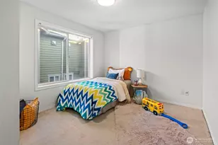 11211 Greenwood Ave N, Seattle, WA 98133 - Photo 16