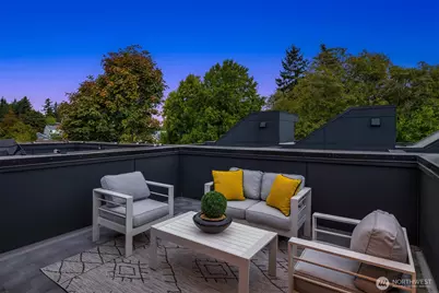 9553 Ashworth Avenue N #B, Seattle, WA 98103 - Photo 18